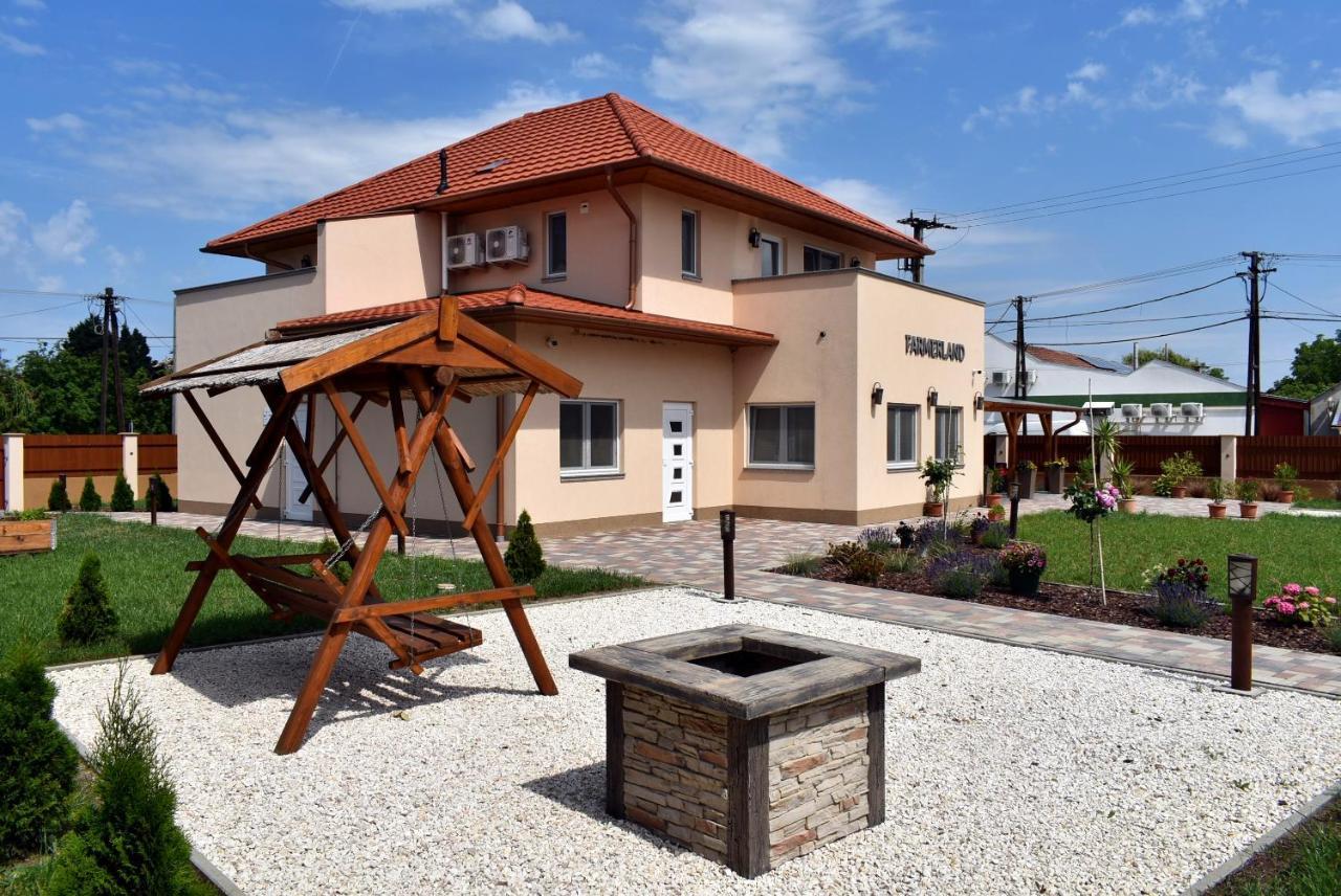 Farmerland Abadszalok Exterior foto